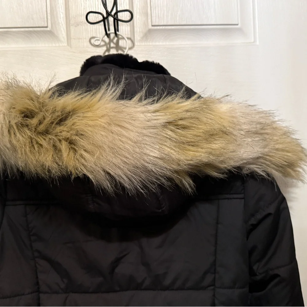 Aeropostale Black Puffer Jacket with Faux Fur Hood for Junior Girls Sz M - Picture 6 of 9
